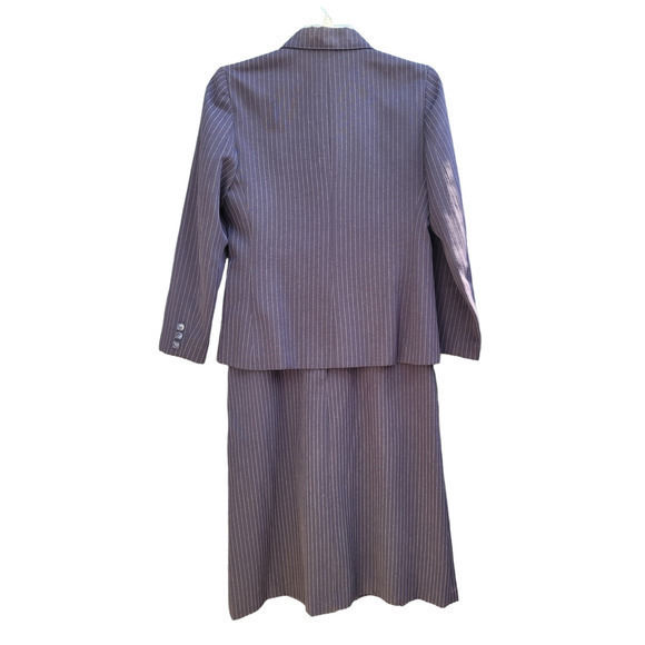 Vintage Boundary Water Dayton's White Pin Stripe Two‎ Button Jacket Skirt Set - Picture 3 of 16